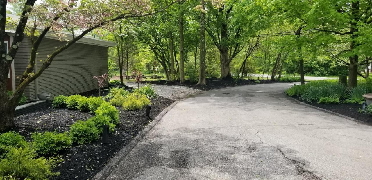 Holiday home Spectacular In Middletown With Acres Of Privacy Louisville